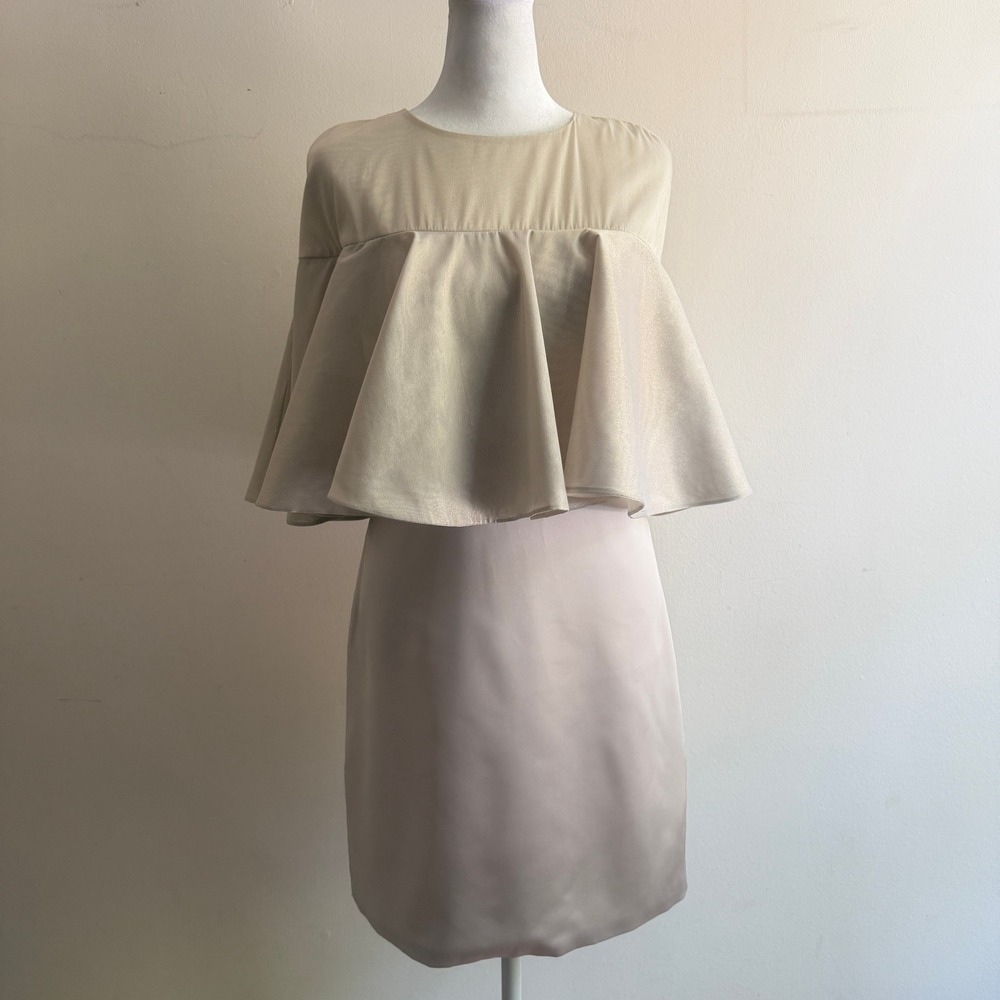 Camilyn Beth Cape Dress Cocktail Dress Champagne‎ Gold Hoco